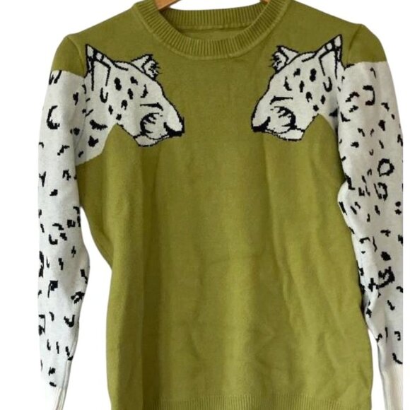 Snow Leopard Crew Neck Sweater - Picture 1 of 3